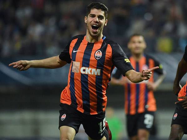 בכורה בליגת האלופות? סולומון (צילום: אתר רשמי שחטאר דונייצק)