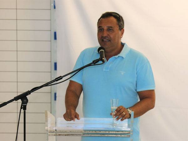 דוידסון. נתן כבוד לעבר (פטריסיה בן עזרא, איגוד השחייה)