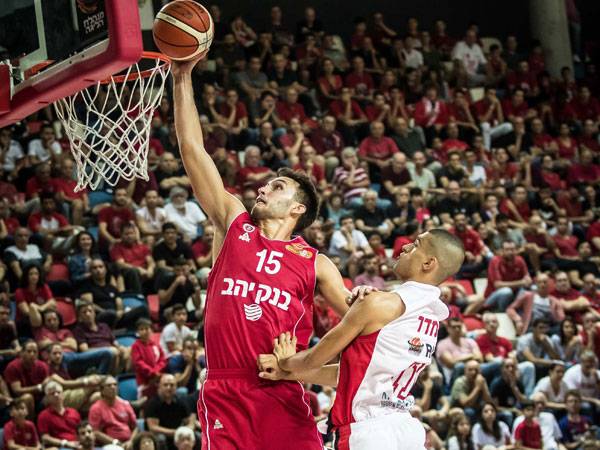 יש עתיד. נמרוד לוי (עודד קרני)