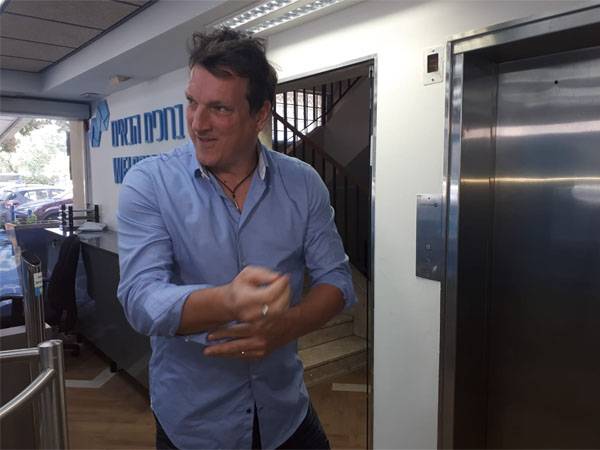 הרצוג. "נראה מה יהיה. אכבד את הנציגים שהגיעו"