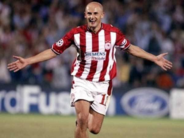 אגדת העבר, ג'ורג'ביץ', משמש כסוכן כיום של יאניוטיס