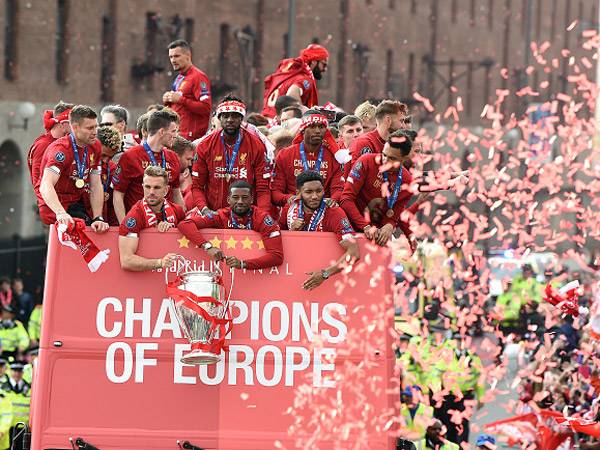 במקום השמיני, אלופת אירופה ליברפול (getty)