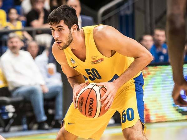 זוסמן. הפרצ'ייז פלייר האמיתי (עודד קרני)