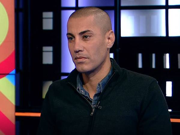 התייחס גם לביקורות מצד רעננה. ליאני