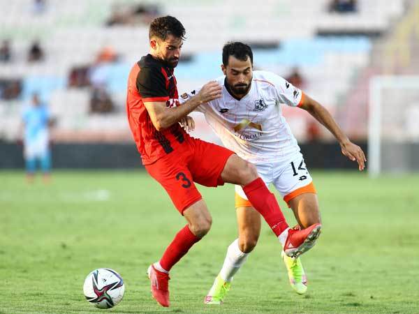 (לירון מולדובן)