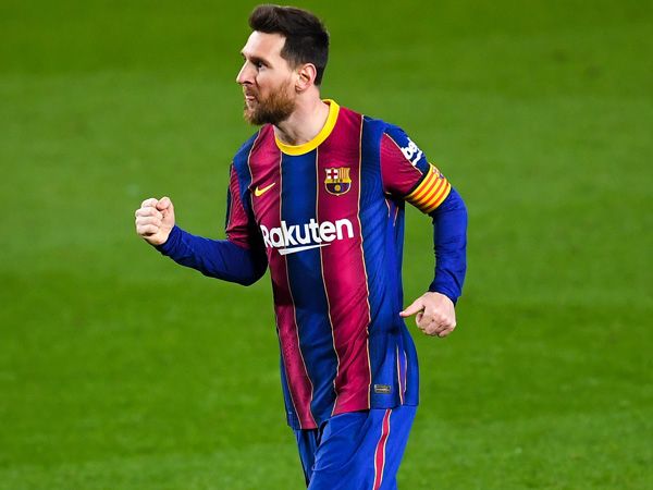 “Messi will extend contract in Barcelona in early April”