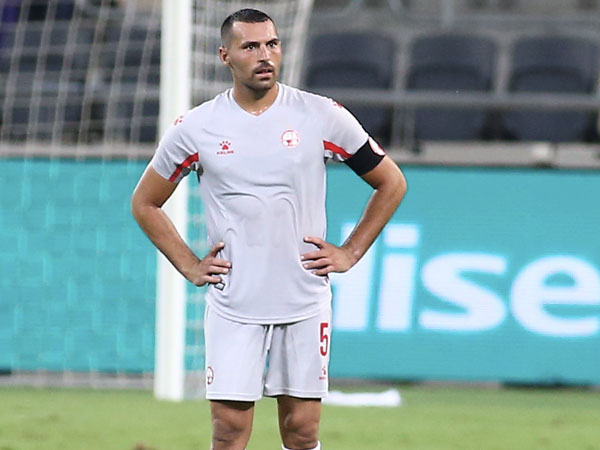 צדק עובד קשה על מנת לחזור לעצמו (אלן שיבר)