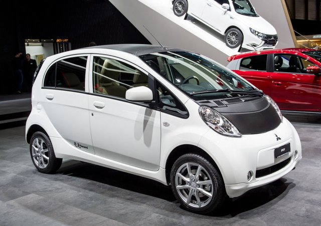 מיצובישי i-MiEV. חלוצה בתחום החשמלי (צילום: Getty)