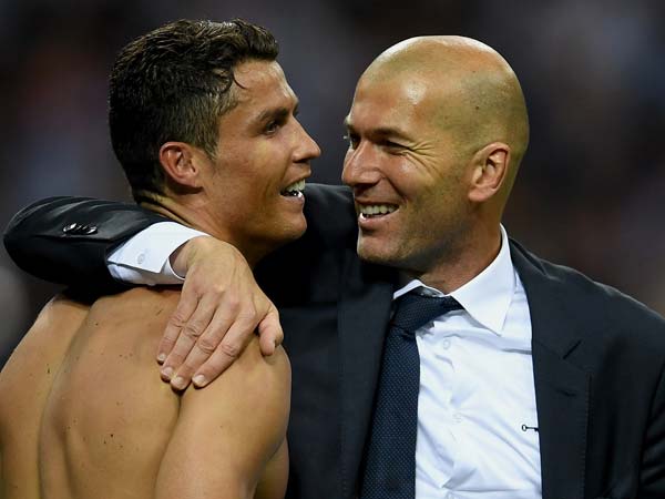 רונאלדו וזידאן. הישג שיהיה קשה לשחזר (Getty)