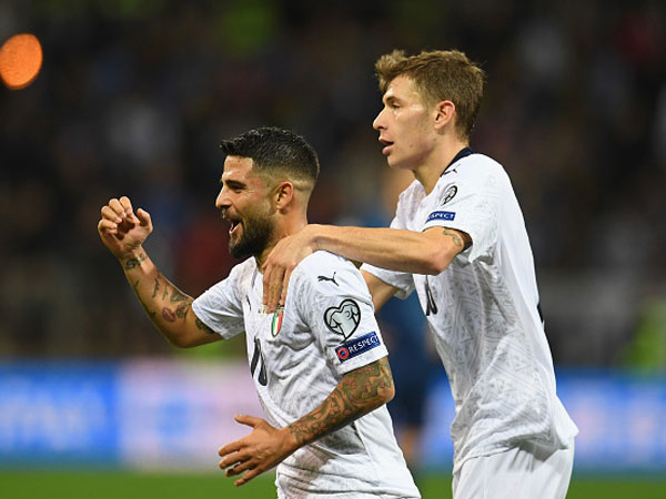 "יהיה כוכב כדורגל ענק", בארלה (מימין)