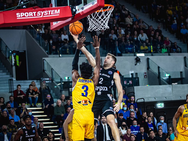המשחק נפתח טוב עבור אורחת (FIBA)