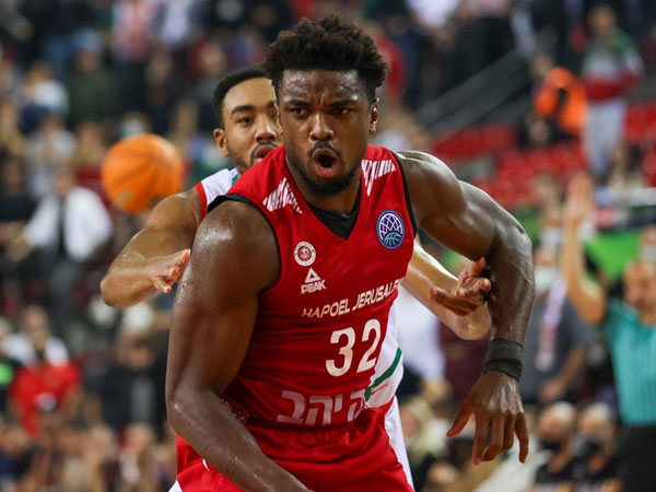אובאסוהן. בולט בירושלים (FIBA)