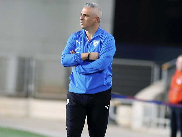 שחקניו סיימו את הטורניר בצורה מכובדת. אופיר חיים (אלן שיבר)