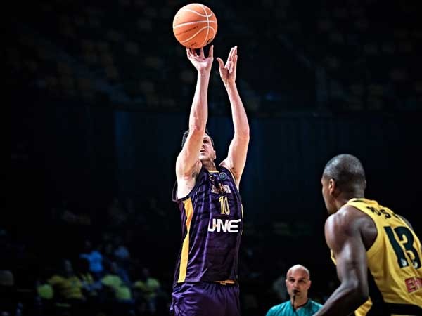 עוד קלעים ישראלים ילכו בעקבותיו של פניני? (FIBA)