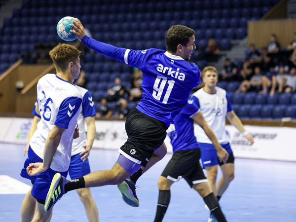 פתיחה מצוינת לטורניר (צילום: EHF - באדיבות ההתאחדות הבולגרית)