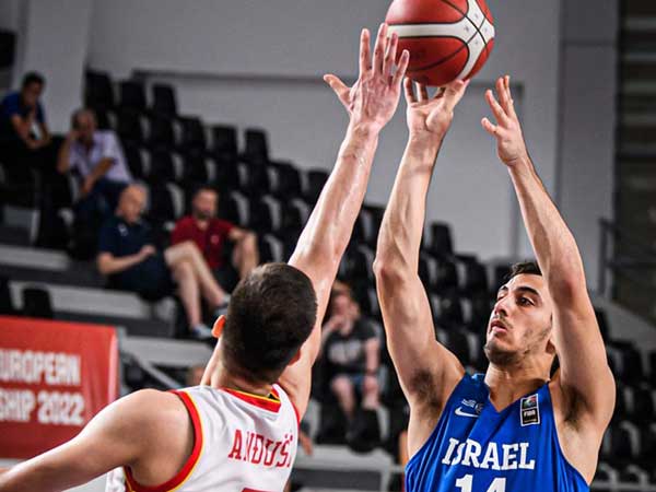 טורניר נהדר שלו. דוברת (FIBA)