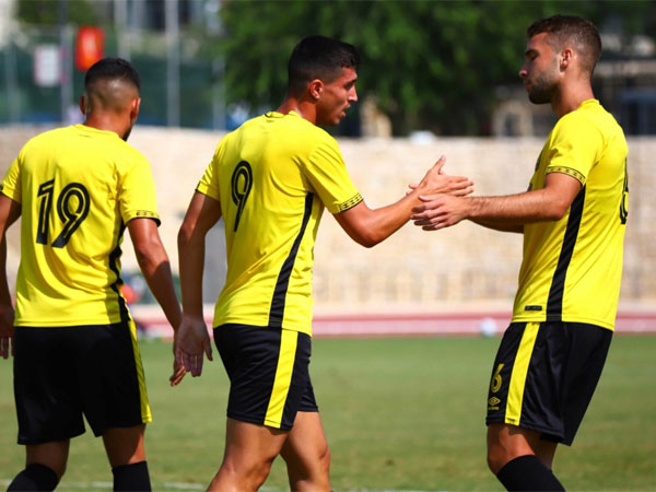 צמד לנחמני בהכנה (צילום: האתר הרשמי של בית"ר ירושלים)