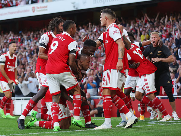 ארסנל חוגגת את המהפך עם גבריאל. עדיין מושלמת (Eddie Keogh/Getty Images)