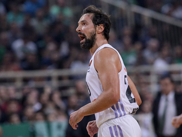 כמעט הפך על הבאזר. יול (Panagiotis Moschandreou/Euroleague Basketball via Getty)