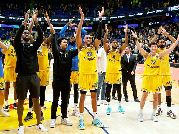 כדורסל שהוא קרנבל (אלן שיבר*