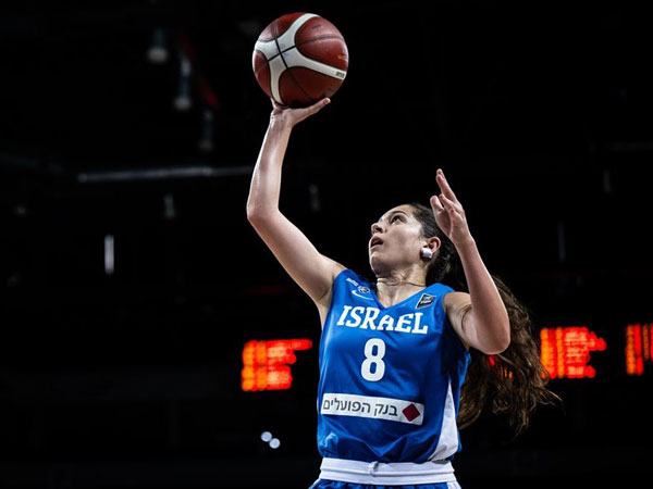 אחד הכשרונות הבולטים. הילה קארש (FIBA)