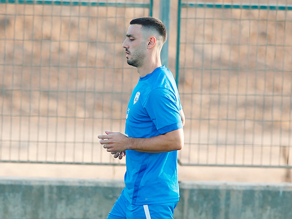 נטע לביא הגיע מיפן (צילום: אלן שיבר)