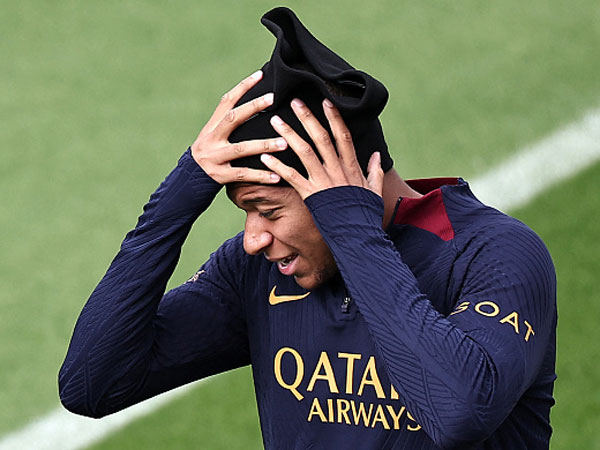 פ.ס.ז' רוצה עוד ניצחון באלופות (Getty)