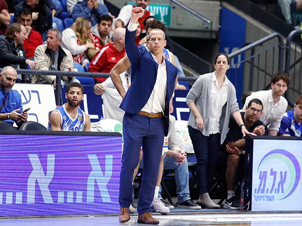 הקבוצה שלו לא הייתה כאן הערב. ברנר (אלן שיבר)