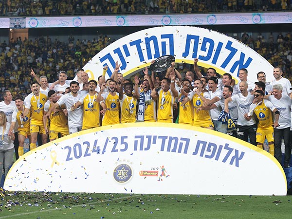 האליפות צהובה (אלן שיבר)