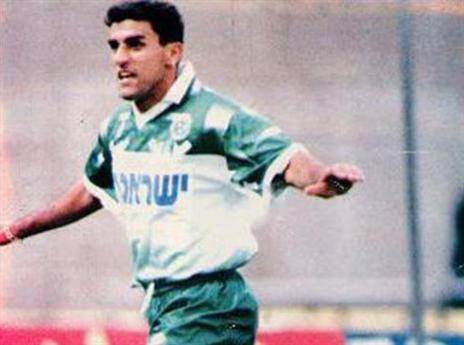 מזרחי. כבש את השער באיטליה נגד פארמה (האתר הרשמי של מכבי חיפה)