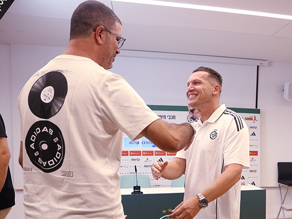 “מעדיף את הדבר האמיתי“ (אלן שיבר)