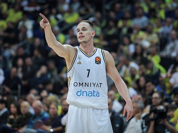 “הפועל לא שונה מהיתר“ (Photo by Tolga Adanali/Euroleague Basketball via Getty Images)