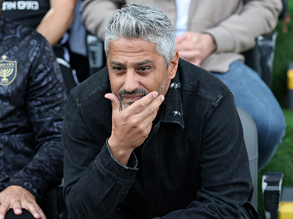 “שיקולים נקיים ולטובת הקבוצה“. יצחקי (אלן שיבר)