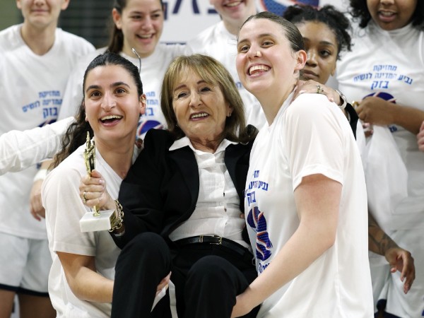 אייזנר, תירוש וגלזר, בדרך לטרבל? (אלן שיבר)