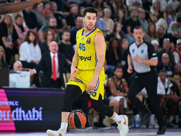 בלאט העלה הילוך בערב אדיר (Photo by Marie Bassery/Euroleague Basketball via Getty Images)