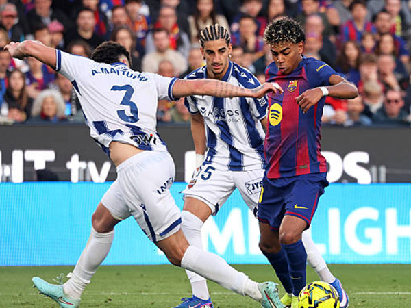 מול ימאל. “אני עוד לא שם“ (Photo by Joan Valls/Urbanandsport/NurPhoto via Getty Images)