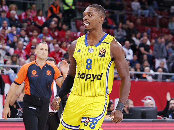 ווקר. שחקן NBA (אלן שיבר, סופיה)