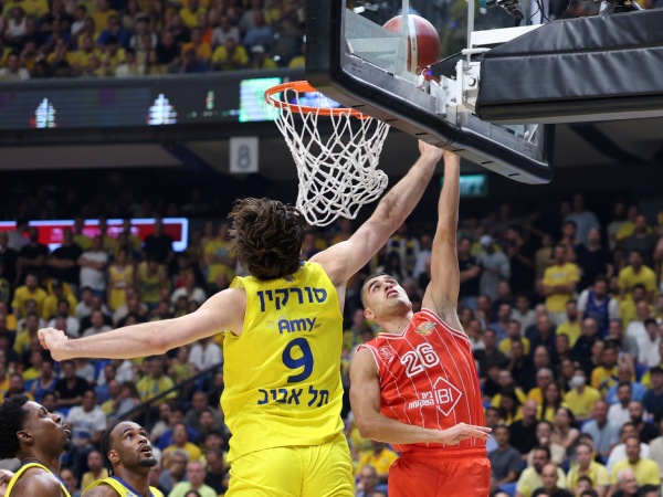 סורקין רשם מספר חסימות, אך סיים עם משחק חלש (אלן שיבר)