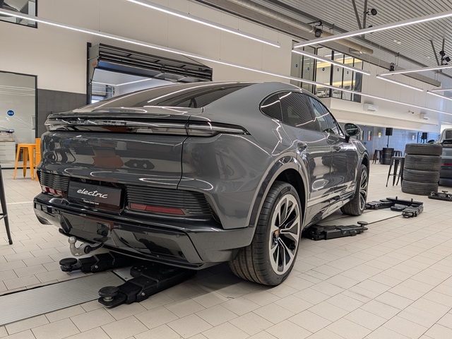 פורשה קאיין Coupe