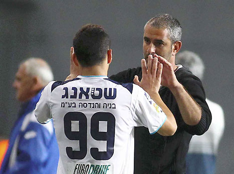 חייב לצבור עוד נקודות. שאבו (אלן שיבר)