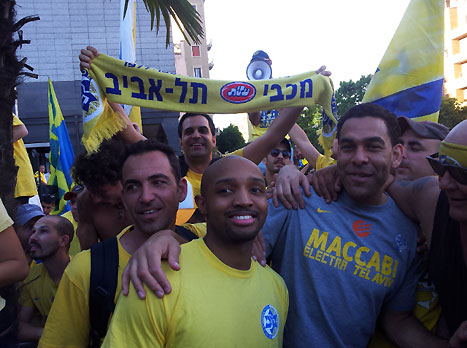 גם בלו והיקמן קיבלו אהבה