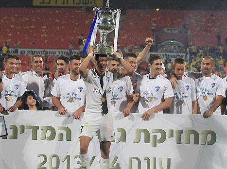 מחזיקת הגביע תתחיל מאוחר יותר (אלן שיבר)
