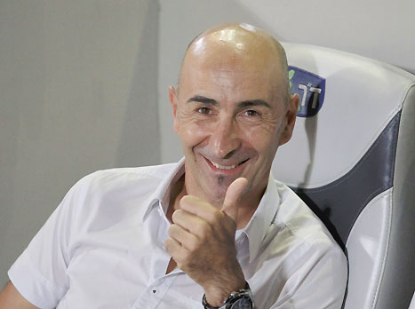 "הכדורגל ההתקפי שלו מרהיב". פאקו (אלן שיבר)