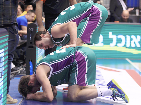 סטפנסון נפרד מההיכל. עוד מעט הוא חוזר (אלן שיבר)