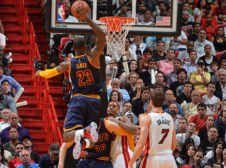 נזכר מאוחר מדי. לברון (getty)