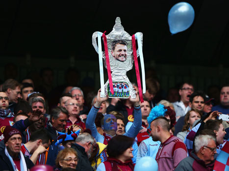 אוהדי וילה כבר יודעים על מי יהיה חתום הגביע (getty)