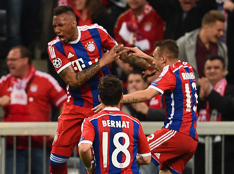 הם בכושר נפלא. שחקני באיירן חוגגים (gettyimages)