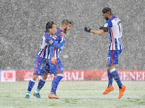 הרטה שרדה את השלג (getty)