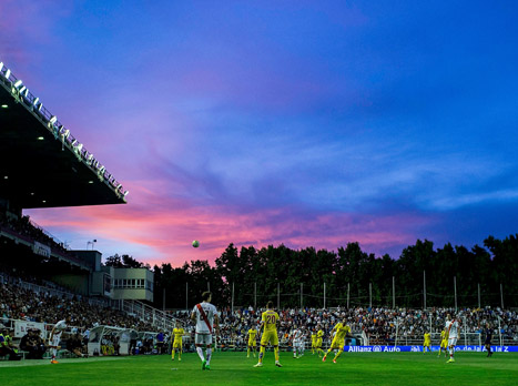 פה הקסם קורה. האצטדיון בשכונת ואייקאס (Getty)