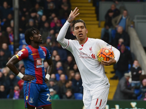פירמינו ניצל טעות שוער אומללה (GETTYIMAGES)
